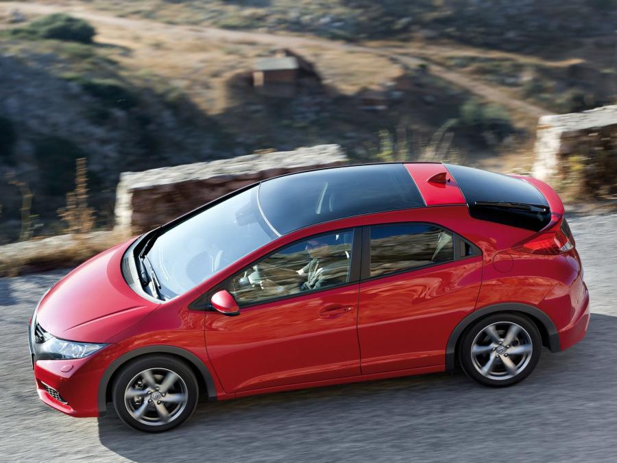 Honda Civic 5-Door 2012 года  (EU) (фото 3 из 112)